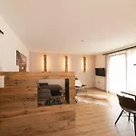 Alpen-lounge 17 *