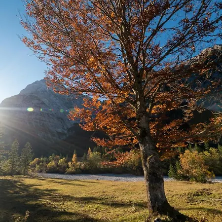 Alpen-lounge 17 * Fuegen